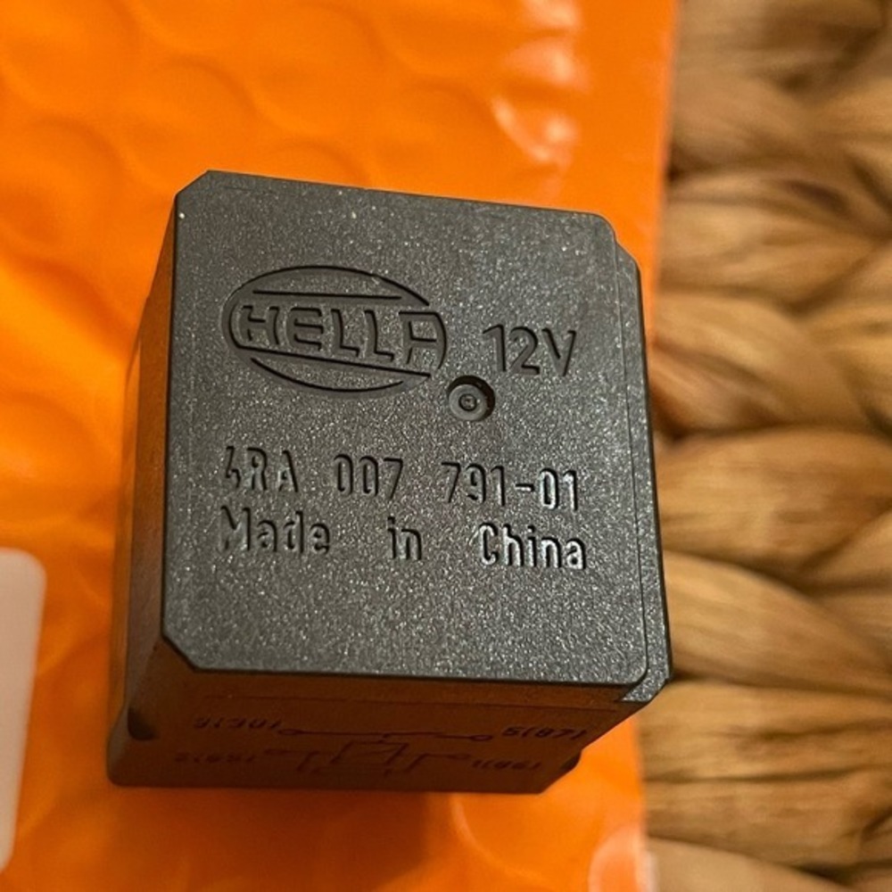 ✅Hella 12V Automotive Relay 5 Pin 4RD931524 Mercedes Multi-Purpose #️⃣0578